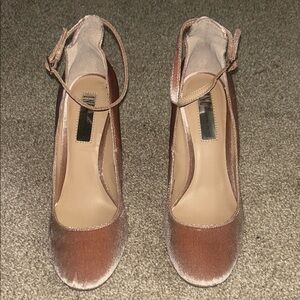 INC International Concepts Velvet Tan Heels